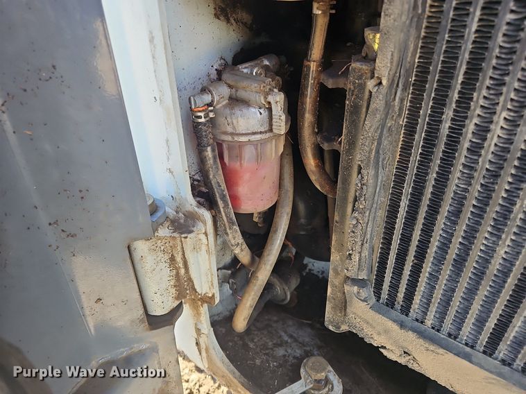 image for item NZ9152 2019 Takeuchi TL8 tracked skid steer loader