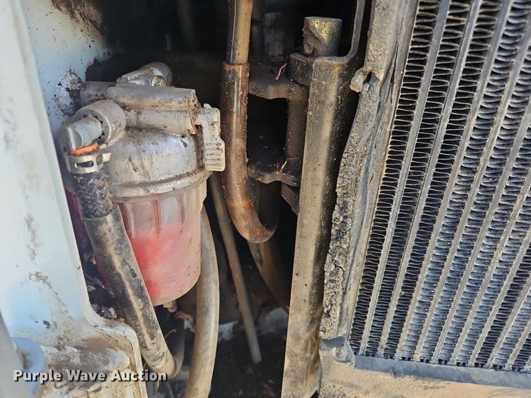 image for item NZ9152 2019 Takeuchi TL8 tracked skid steer loader