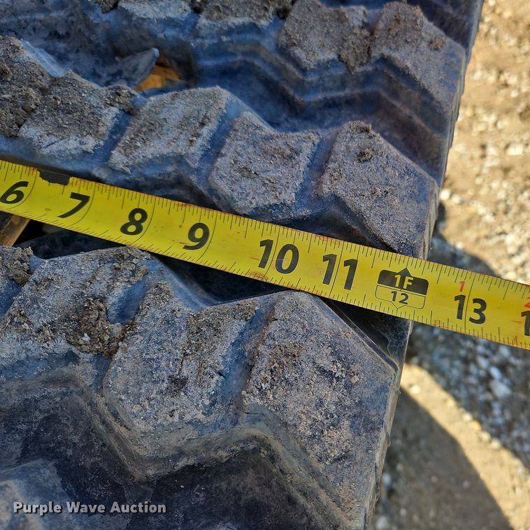 image for item NZ9152 2019 Takeuchi TL8 tracked skid steer loader