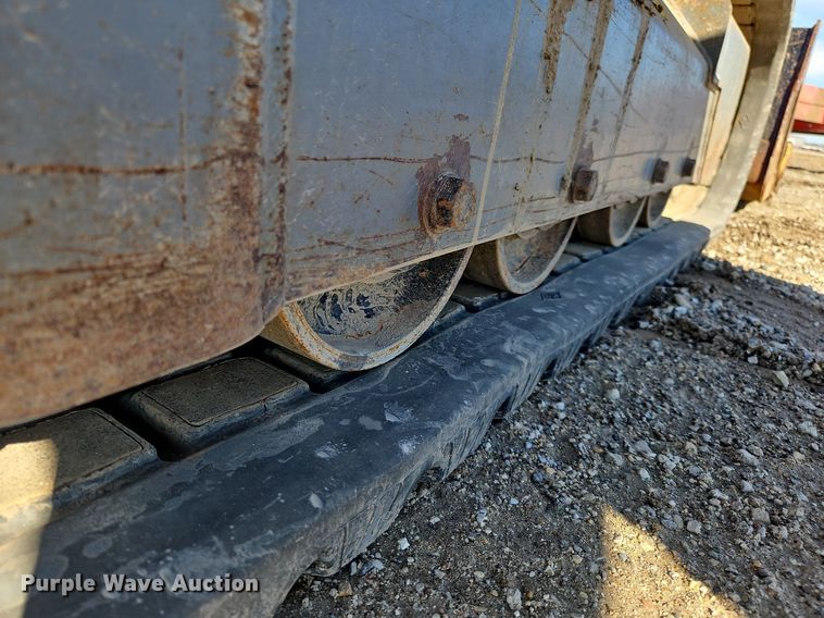 image for item NZ9152 2019 Takeuchi TL8 tracked skid steer loader