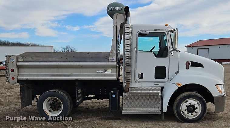 image for item NZ9153 2012 Kenworth  T270 dump truck