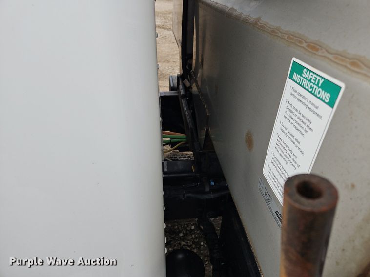 image for item NZ9153 2012 Kenworth  T270 dump truck