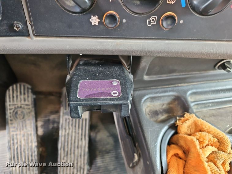 image for item NZ9153 2012 Kenworth  T270 dump truck