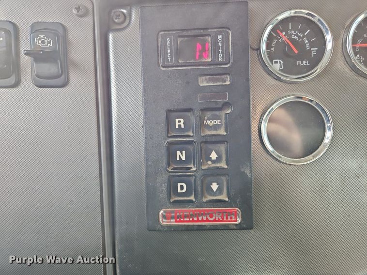 image for item NZ9153 2012 Kenworth  T270 dump truck