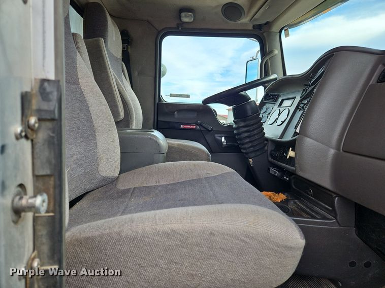 image for item NZ9153 2012 Kenworth  T270 dump truck