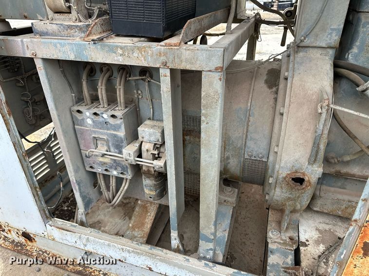 image for item OA9559 1969 Libby Welding Co. LGN-100 generator