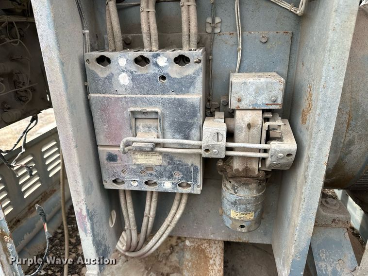 image for item OA9559 1969 Libby Welding Co. LGN-100 generator