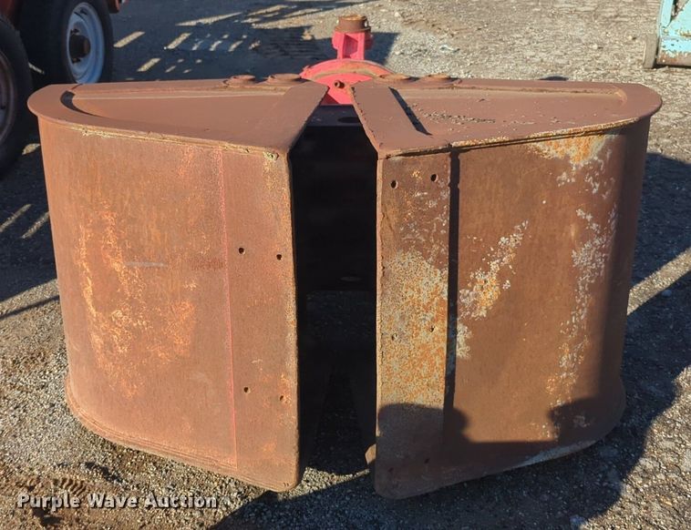 image for item OD9243 Clamshell bucket