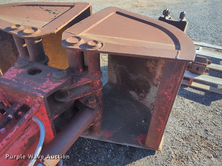 image for item OD9243 Clamshell bucket