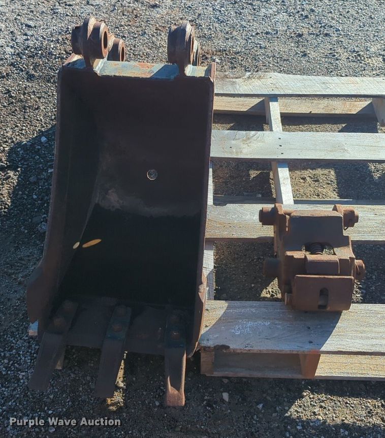 image for item OD9245 Caterpillar excavator bucket