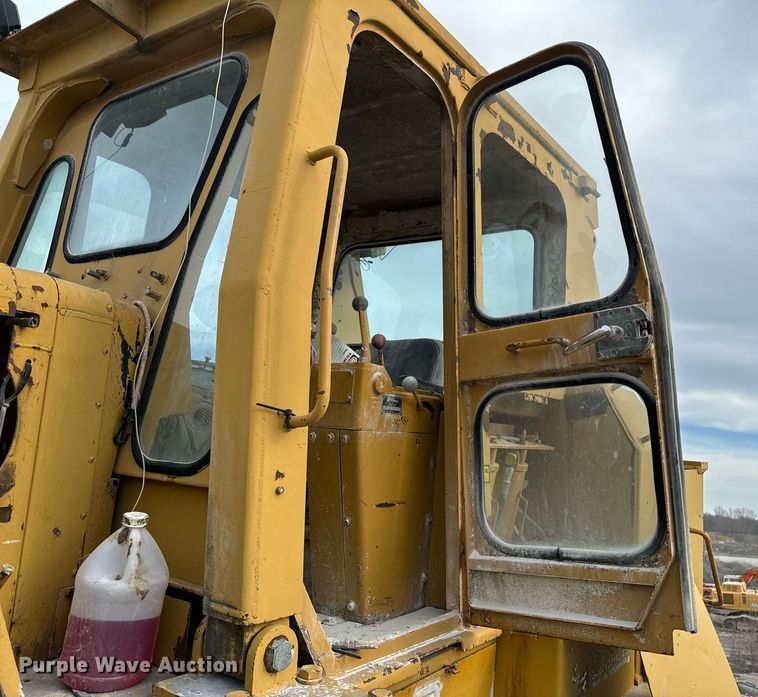 image for item OJ9431 1979 Fiat-Allis 31 dozer