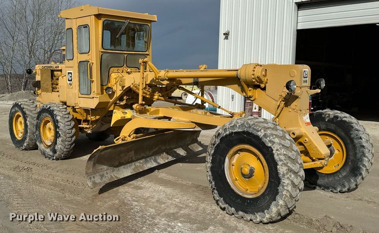 image for item OJ9432 1971 Caterpillar 14E rigid frame motor grader