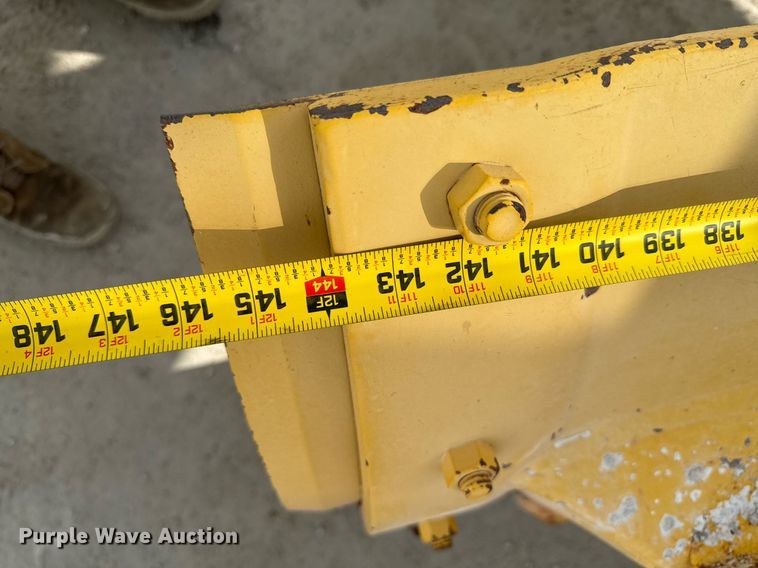 image for item OJ9432 1971 Caterpillar 14E rigid frame motor grader