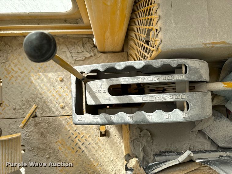 image for item OJ9432 1971 Caterpillar 14E rigid frame motor grader