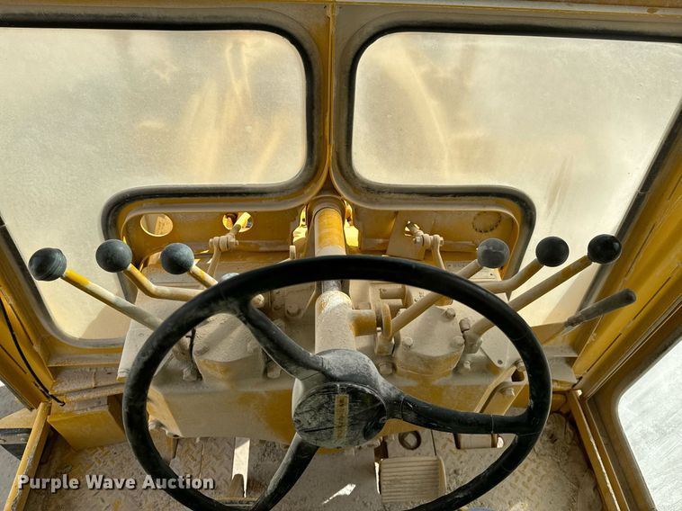 image for item OJ9432 1971 Caterpillar 14E rigid frame motor grader
