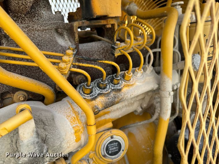 image for item OJ9432 1971 Caterpillar 14E rigid frame motor grader