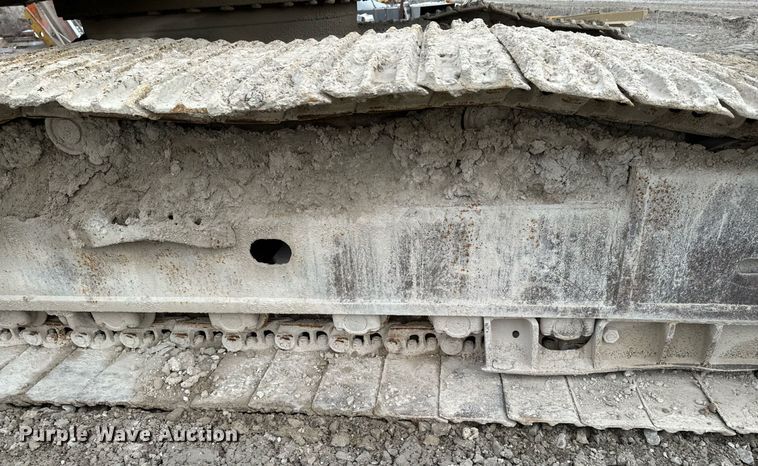 image for item OJ9435 2005 John Deere 450C LC excavator