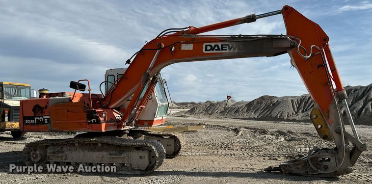 image for item OJ9436 1997 Daewoo Solar 170III excavator