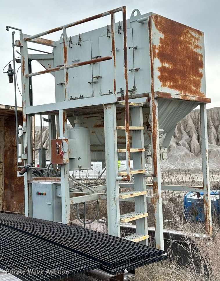 image for item OJ9443 Thomas Conveyor cement bagger