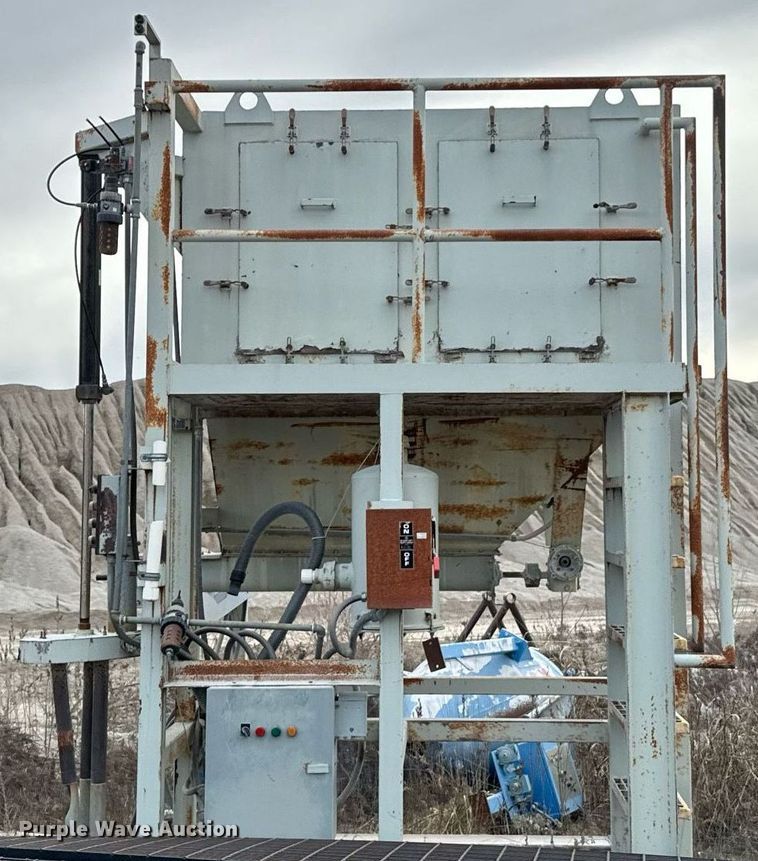 image for item OJ9443 Thomas Conveyor cement bagger