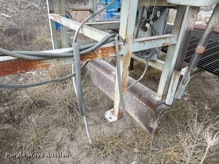 image for item OJ9443 Thomas Conveyor cement bagger