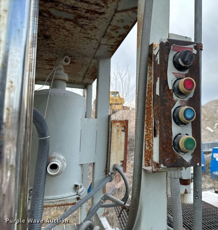 image for item OJ9443 Thomas Conveyor cement bagger