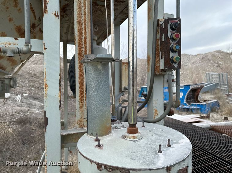 image for item OJ9443 Thomas Conveyor cement bagger