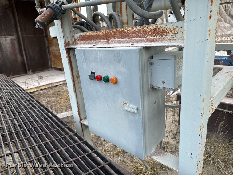 image for item OJ9443 Thomas Conveyor cement bagger