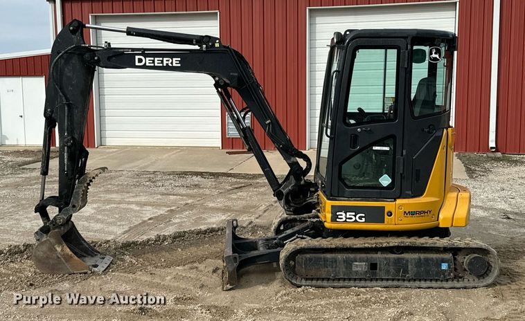 image for item OJ9461 2020 John Deere 35G mini excavator