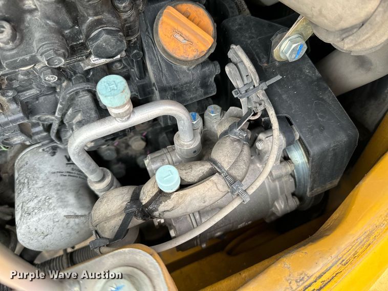 image for item OJ9461 2020 John Deere 35G mini excavator