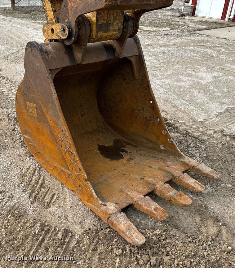 image for item OJ9462 2013 Caterpillar 324EL excavator