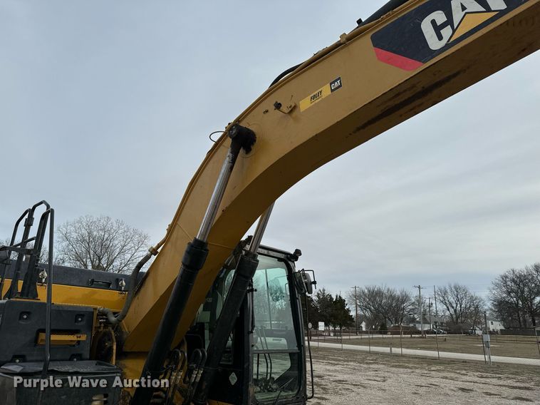 image for item OJ9462 2013 Caterpillar 324EL excavator