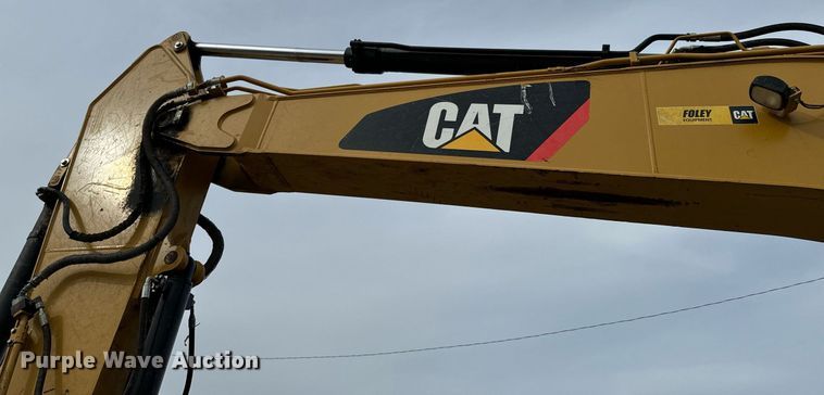 image for item OJ9462 2013 Caterpillar 324EL excavator