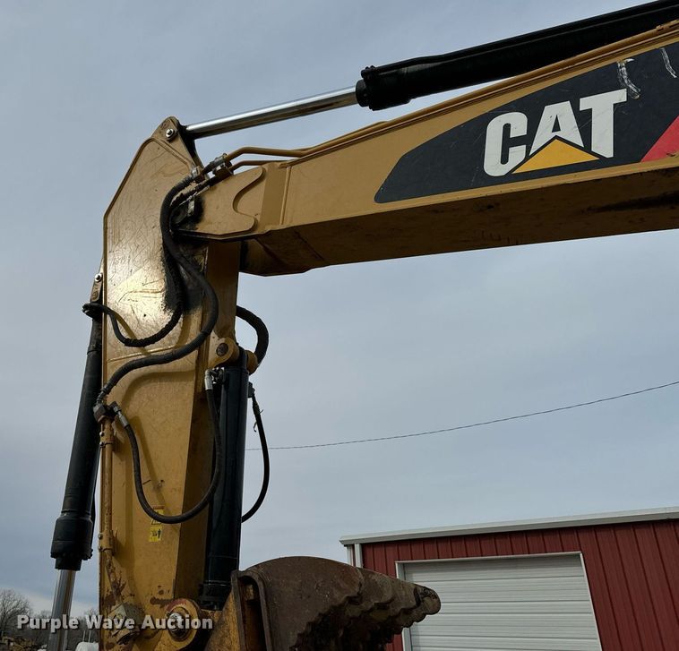 image for item OJ9462 2013 Caterpillar 324EL excavator