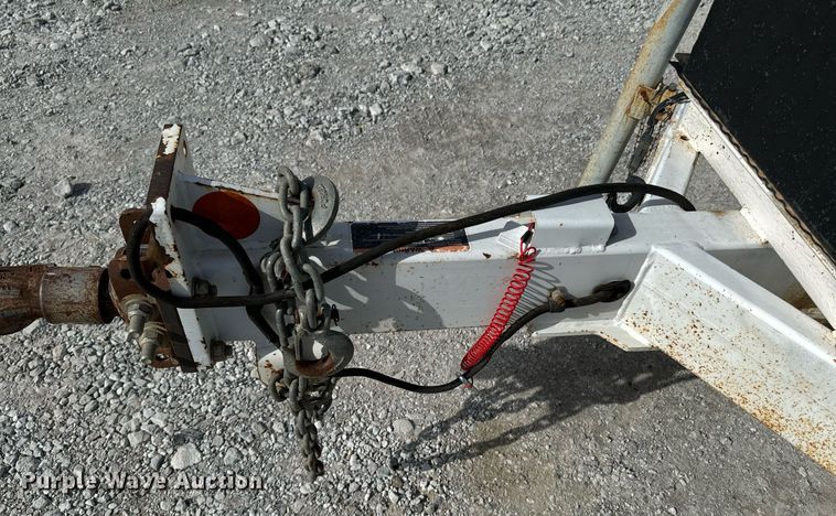 image for item OJ9476 2014 Altec CFD1217 wood chipper