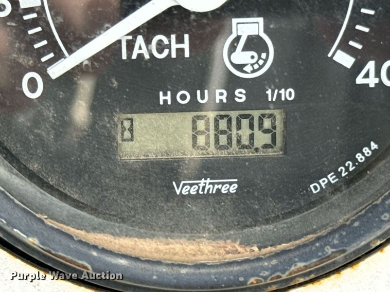 image for item OJ9476 2014 Altec CFD1217 wood chipper