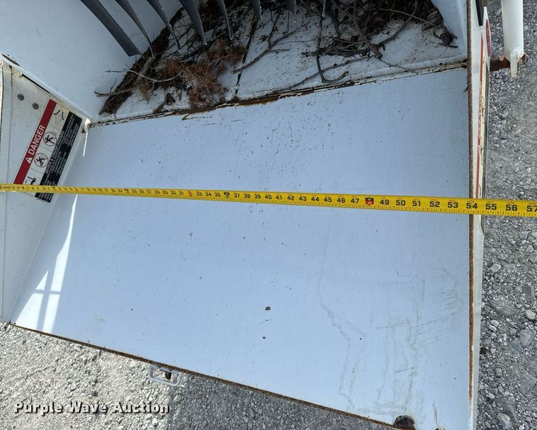 image for item OJ9476 2014 Altec CFD1217 wood chipper