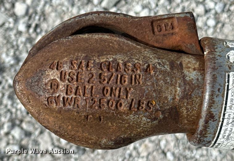 image for item OJ9477 2013 Altec CFD1217 wood chipper