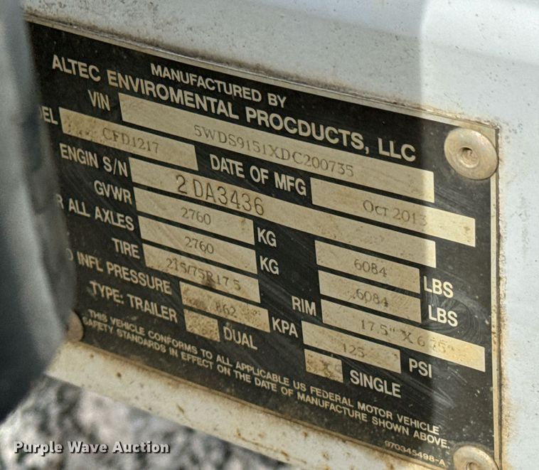 image for item OJ9477 2013 Altec CFD1217 wood chipper