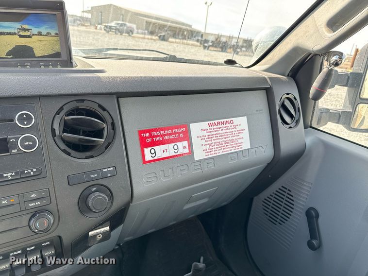 image for item OJ9481 2016 Ford F550 Super Duty     bucket truck