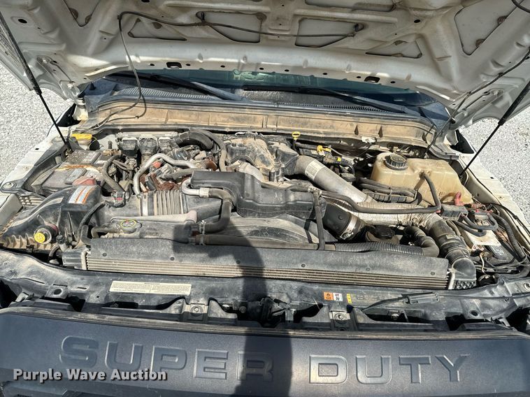 image for item OJ9481 2016 Ford F550 Super Duty     bucket truck