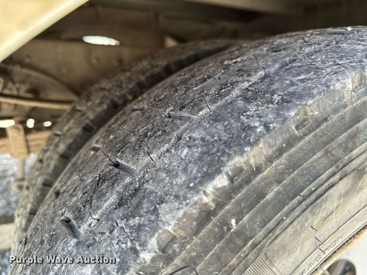 image for item OJ9481 2016 Ford F550 Super Duty     bucket truck