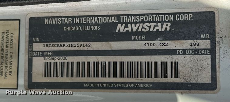 image for item OJ9482 2001 International   4700 bucket truck