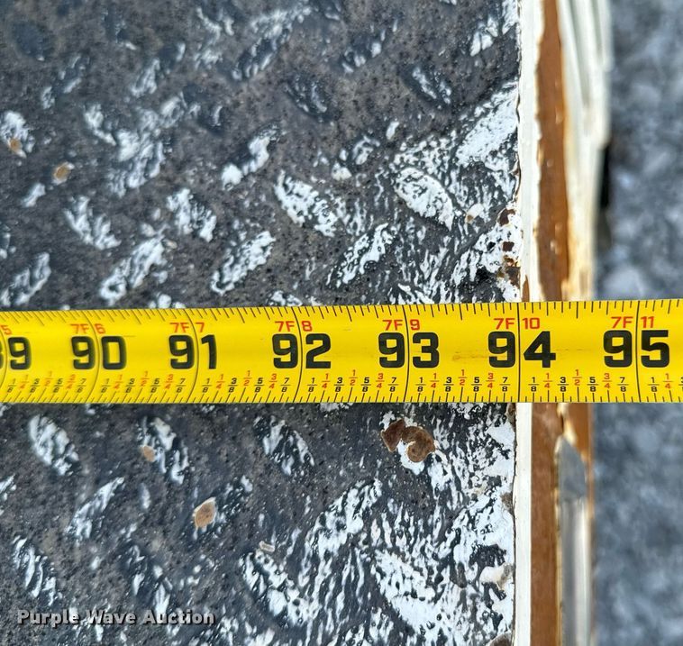 image for item OJ9485 2016 Ford   F550 Super Duty   bucket truck