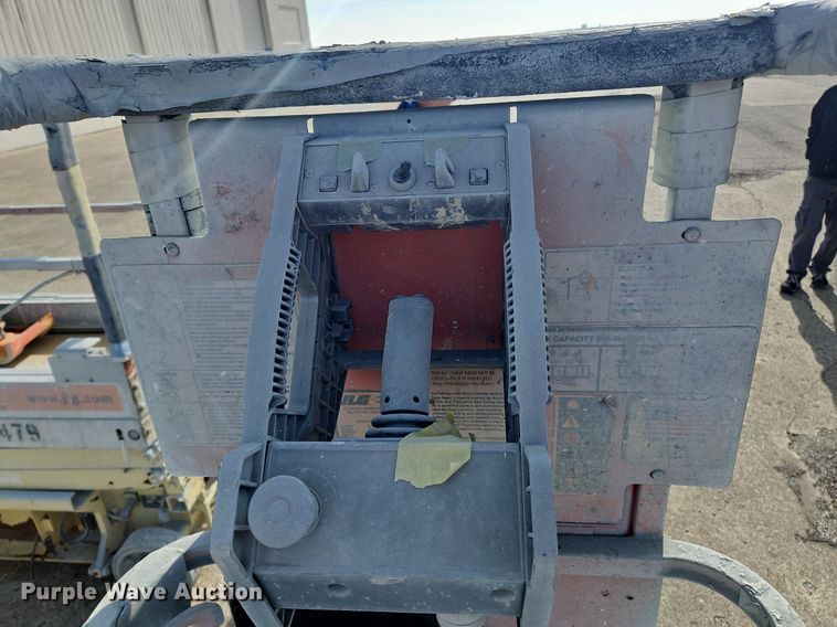 image for item OJ9727 2007 JLG 1930ES scissor lift