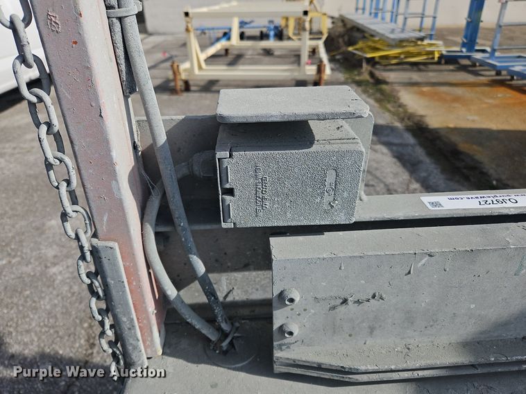 image for item OJ9727 2007 JLG 1930ES scissor lift