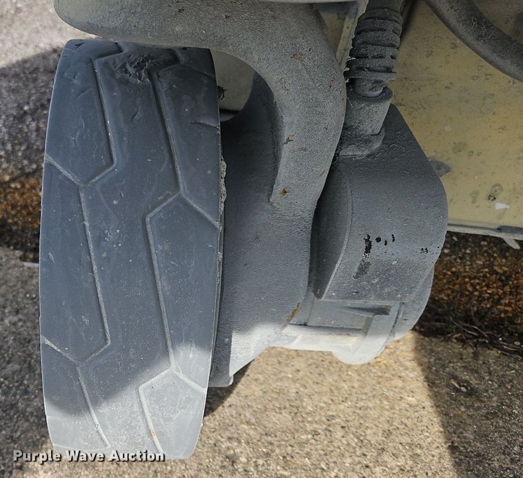 image for item OJ9727 2007 JLG 1930ES scissor lift