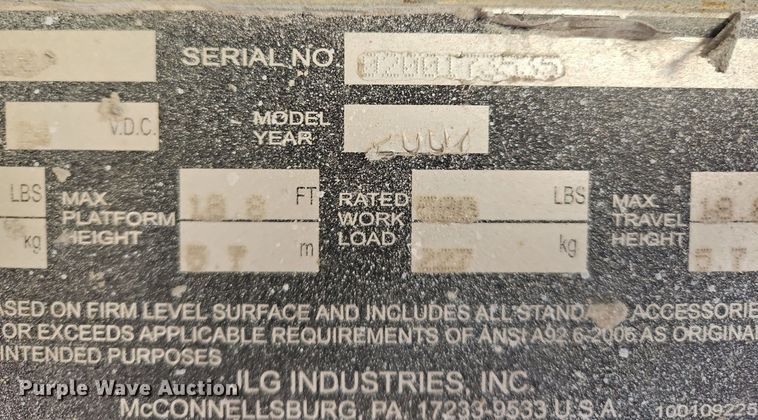 image for item OJ9727 2007 JLG 1930ES scissor lift