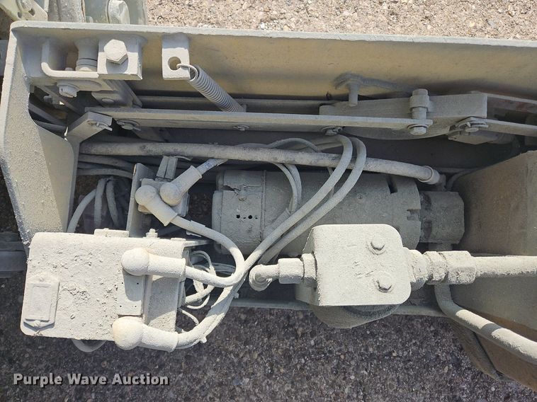 image for item OJ9729 2000 JLG 1932E2 scissor lift