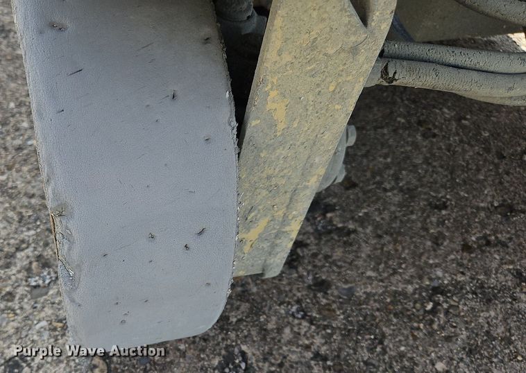 image for item OJ9729 2000 JLG 1932E2 scissor lift